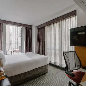 The Jewel Hotel, Hotel